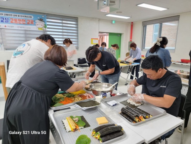 452060c39766ac949159afeefd1d1aab_1748330